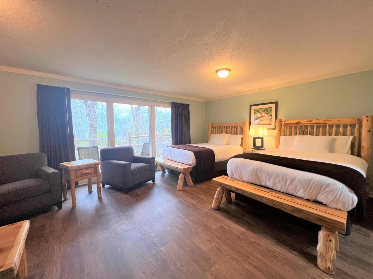 Mountain Top Inn And Resort Warm Springs Exterior photo