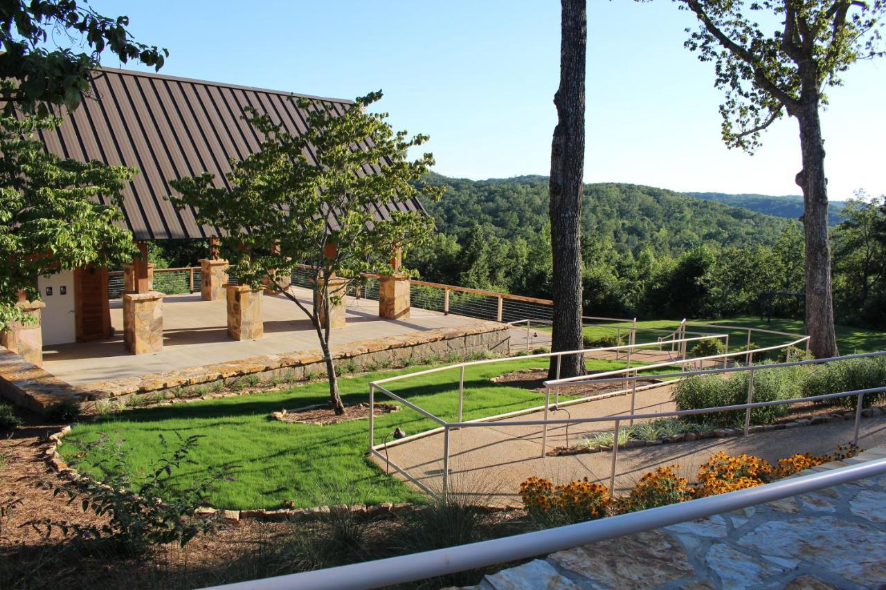 Mountain Top Inn And Resort Warm Springs Exterior photo