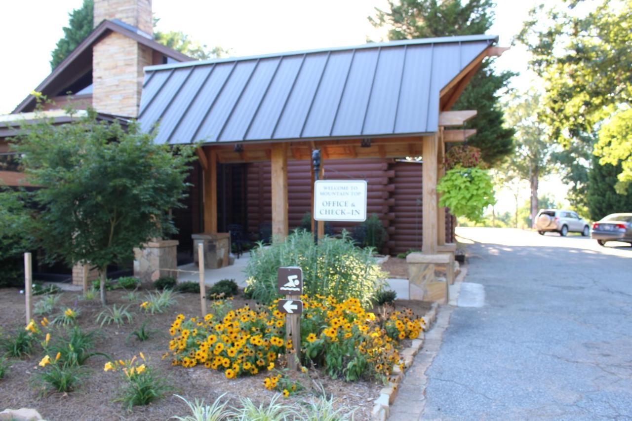 Mountain Top Inn And Resort Warm Springs Exterior photo
