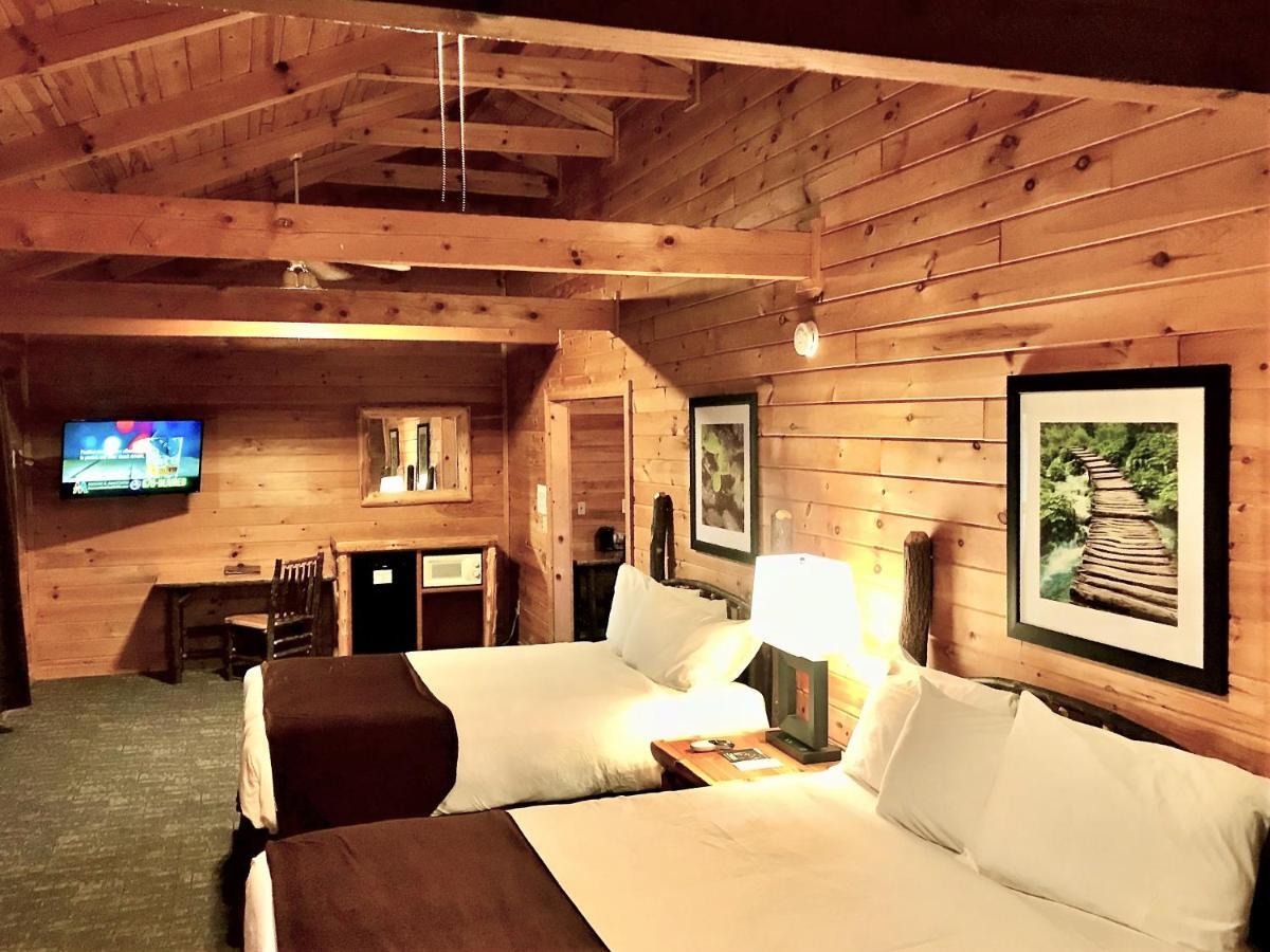 Mountain Top Inn And Resort Warm Springs Exterior photo